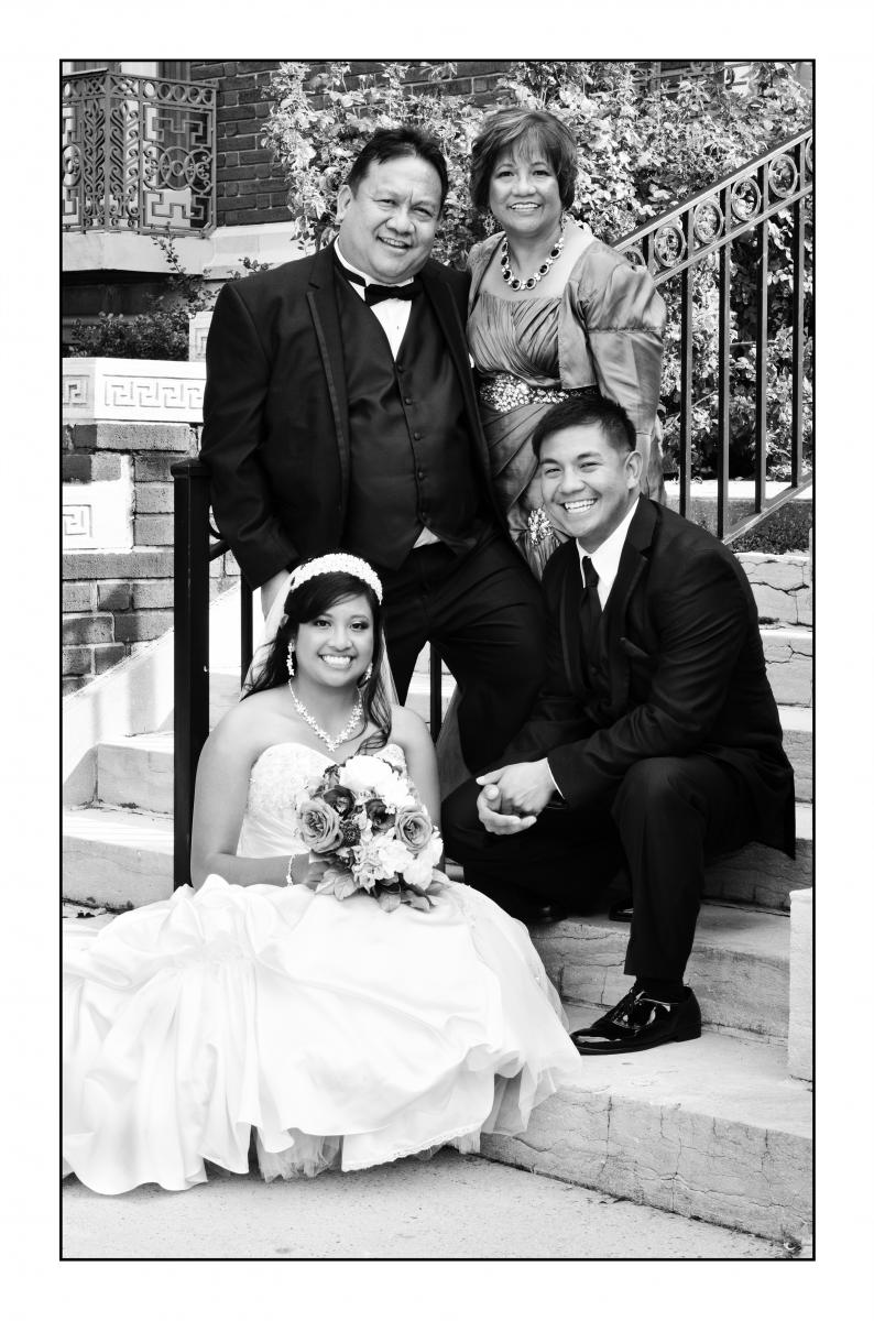 Last family portrait before the ceremony.